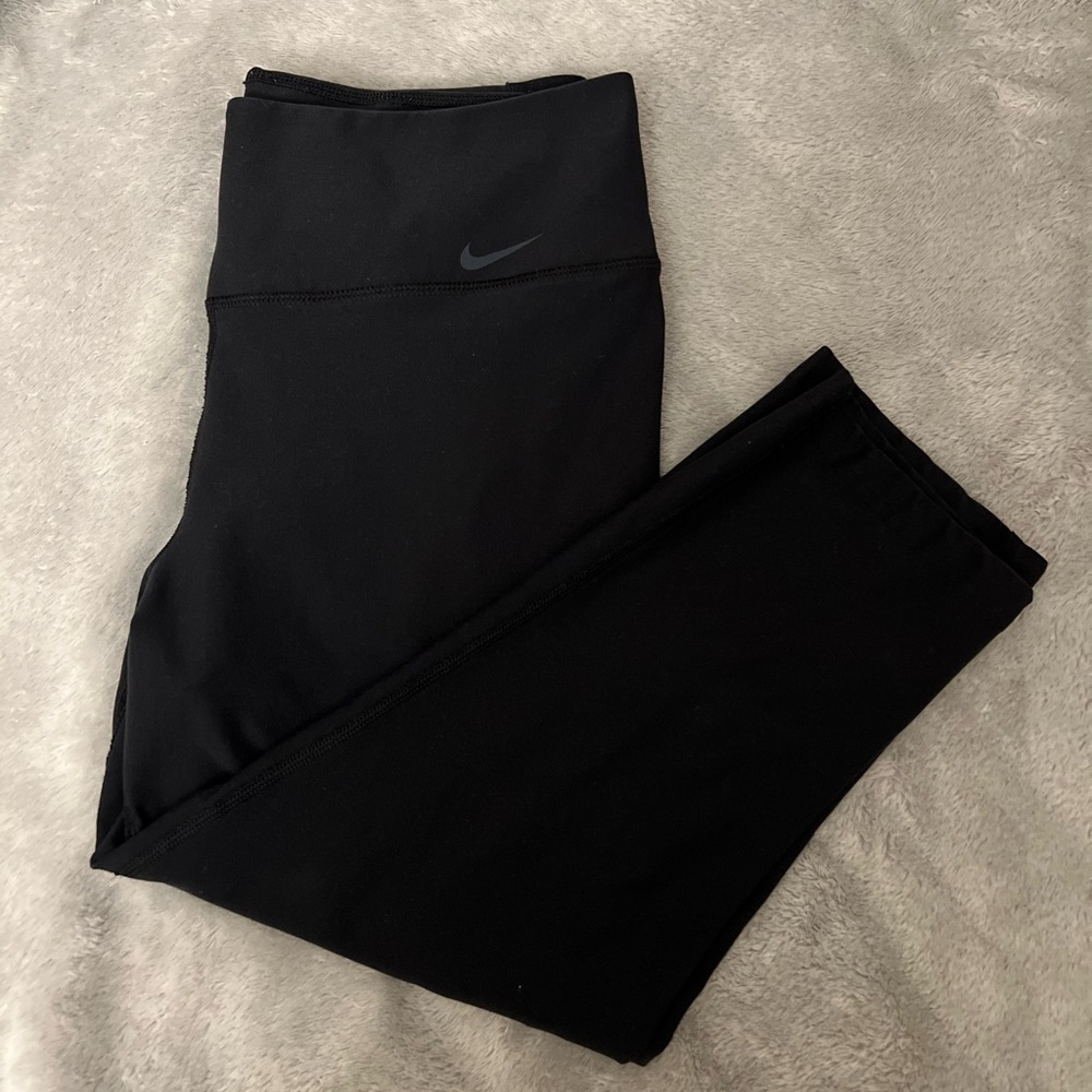 Nike Dri Fit Training Capri, Medium